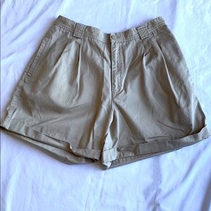 Liz Claiborne Plus Size Tan Pleated Shorts Size 16